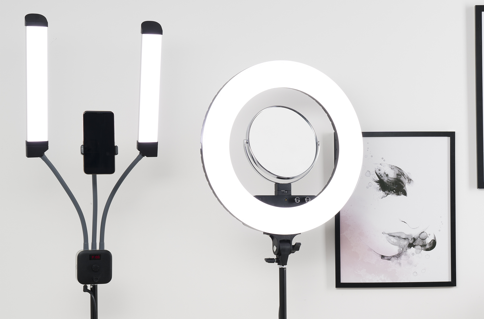 The 5 Major Differences between a Traditional Ring Light and the Multi-Glow Duo Light